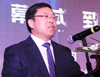 <b>苟文均</b>