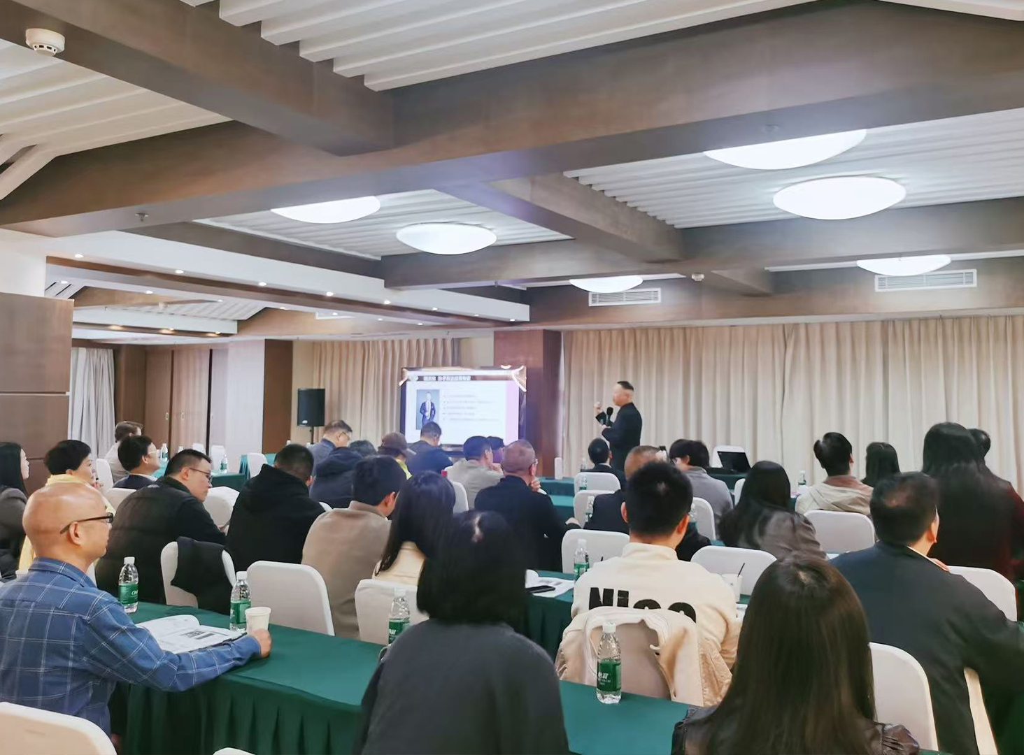 <b>国学专题课程：孙子兵法与商</b>