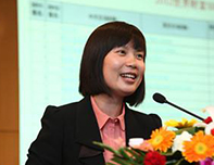 <b>余伟萍</b>